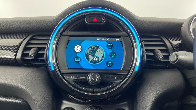 MINI Hatchback 2.0 Cooper S Sport II 3dr Auto [Comfort Pack] Petrol Hatchback